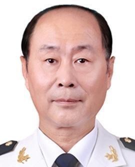 深度解析：中國軍隊(duì)政委軍銜等級(jí)肩章的識(shí)別與內(nèi)涵