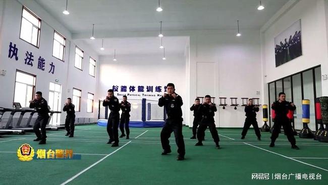 夜幕下的對話:探秘中國人民武裝警察部隊特種警察學院難考嗎的真相
