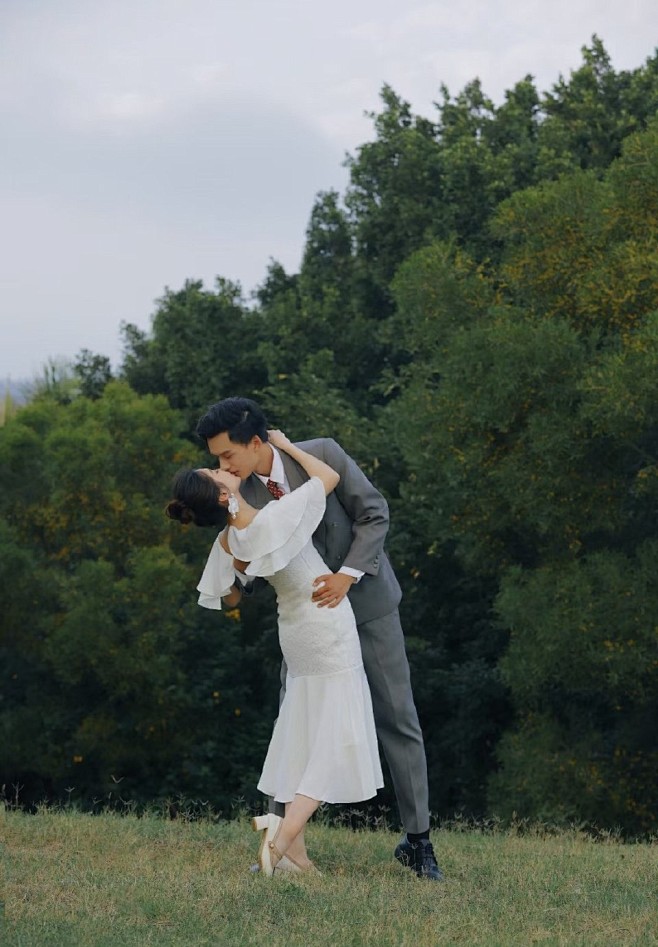 結(jié)婚照片尺寸是多少？一份超實(shí)用婚紗照尺寸全攻略深度解析