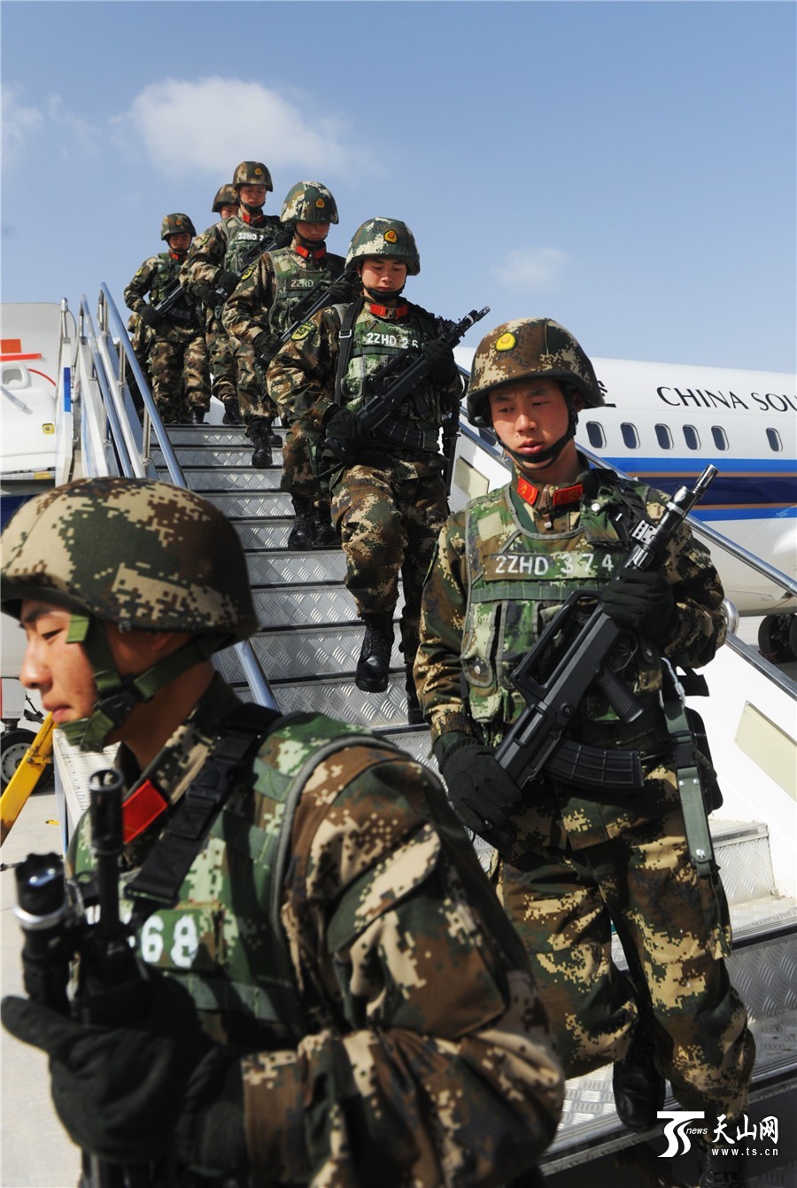 邊境線上的回響:小陳與老王對(duì)話新疆警察學(xué)院的奇遇