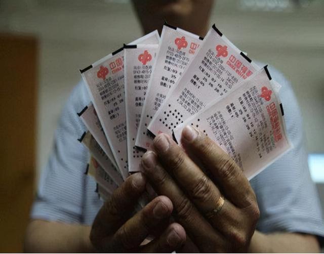 邊境探秘:揭開香港和澳門開獎(jiǎng)號(hào)碼結(jié)果背后的社會(huì)脈絡(luò)