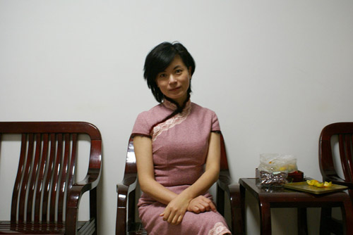 《愛情公寓》賈小西扮演者深度解析:熒幕背后的精彩與職業(yè)旅程