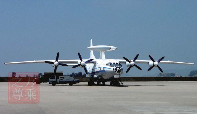 空警200三視圖深度解析:揭秘空中預警機的精妙構(gòu)造