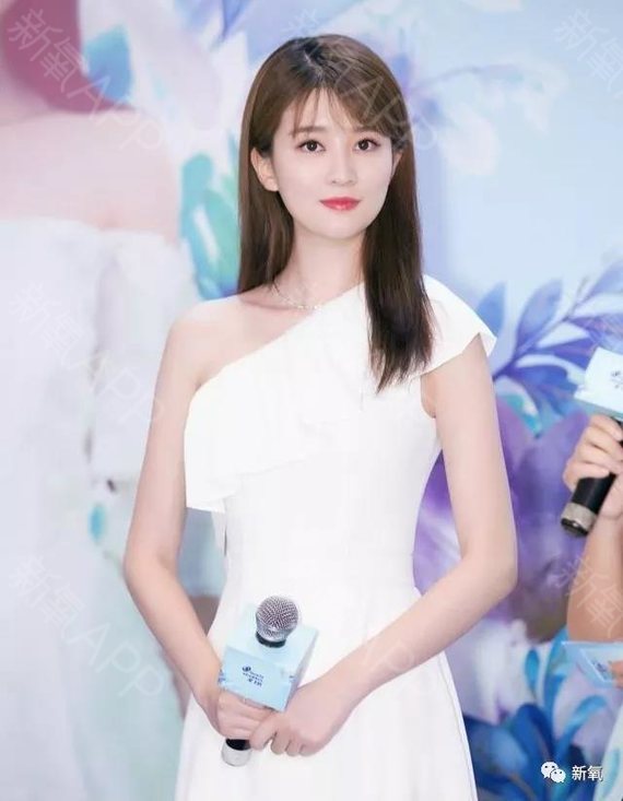 喬欣3億豪宅曝光深度解析:揭秘奢華背后的家族底蘊